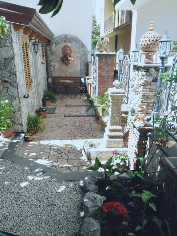 Giardino Del Sole Lejlighed Taormina Eksteriør billede